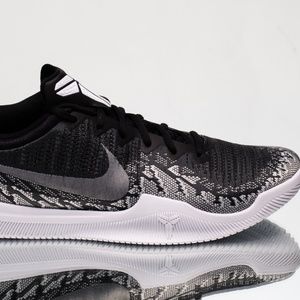 Nike Kobe Snakeskin Black & White Black Mamba NEW